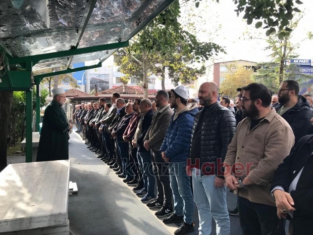 Annesi böbreğini vermişti 2,5 yaşındaki İpek melek oldu