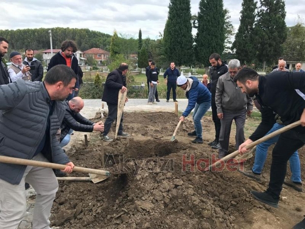 Annesi böbreğini vermişti 2,5 yaşındaki İpek melek oldu