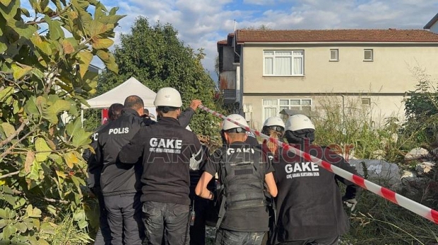 GAKE ekibinden enkazda arama kurtarma tatbikatı
