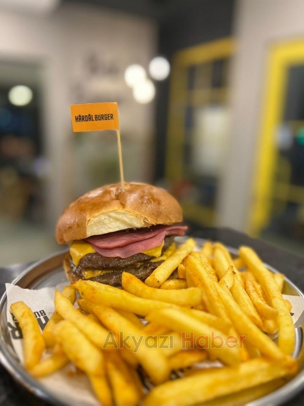 Hardal Burger Damakta İz Bırakan Gerçek Lezzetler!