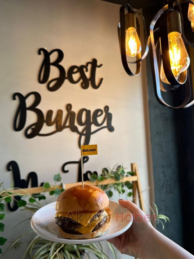 Hardal Burger Damakta İz Bırakan Gerçek Lezzetler!