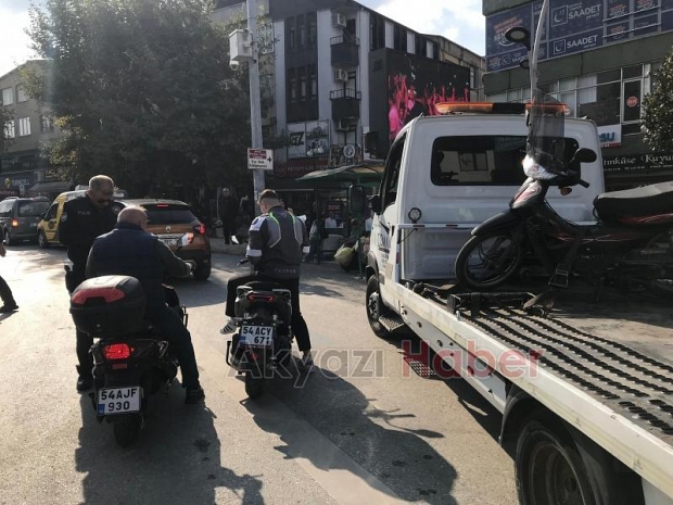 Akyazı'da motosiklet denetimi