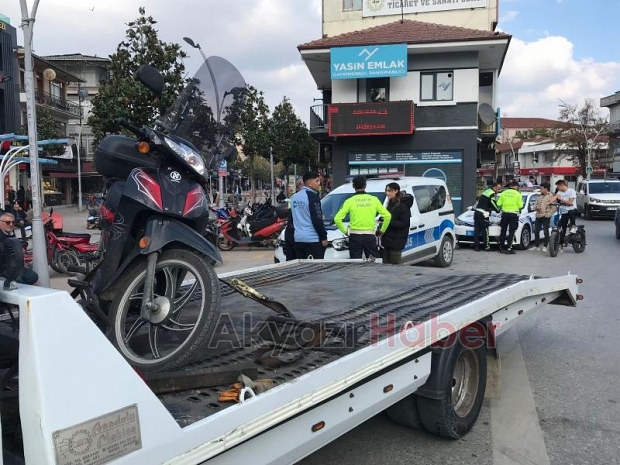 Akyazı'da motosiklet denetimi