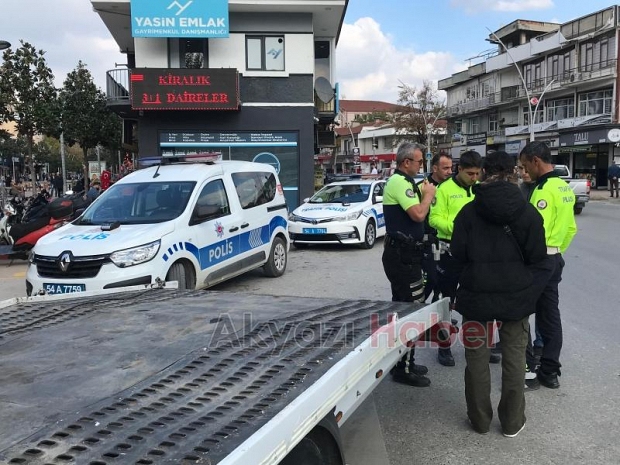 Akyazı'da motosiklet denetimi