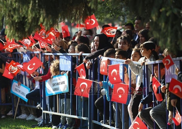Cumhuriyet Bayramı Sakarya'da coşkuyla kutlandı