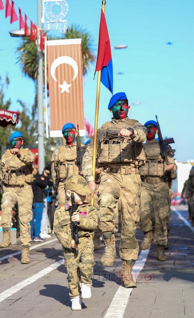 Cumhuriyet Bayramı Sakarya'da coşkuyla kutlandı