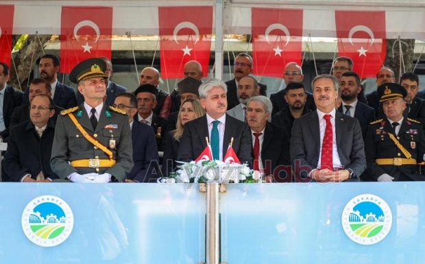 Cumhuriyet Bayramı Sakarya'da coşkuyla kutlandı