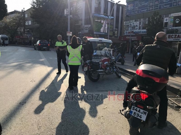 Cadde Üzerinde Motosiklet Denetimi: Polis Sıkı Takipte