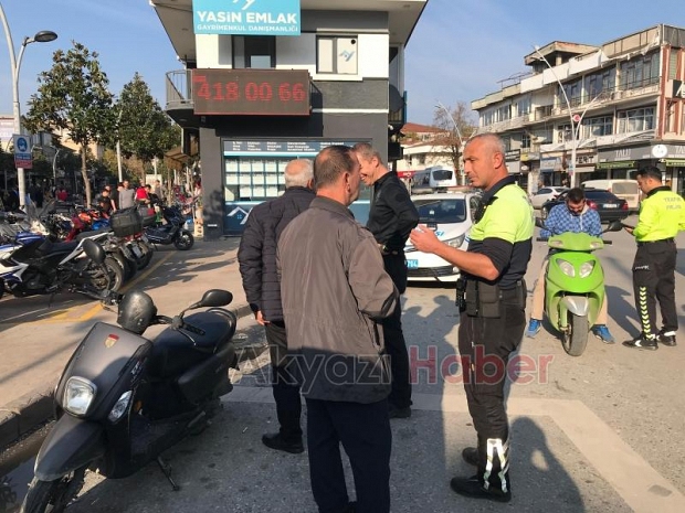 Cadde Üzerinde Motosiklet Denetimi: Polis Sıkı Takipte