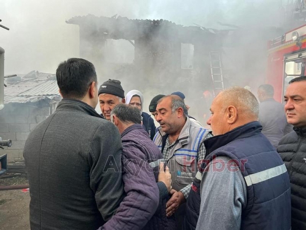 Yanan evde yaşlı kadının cesedi bulundu
