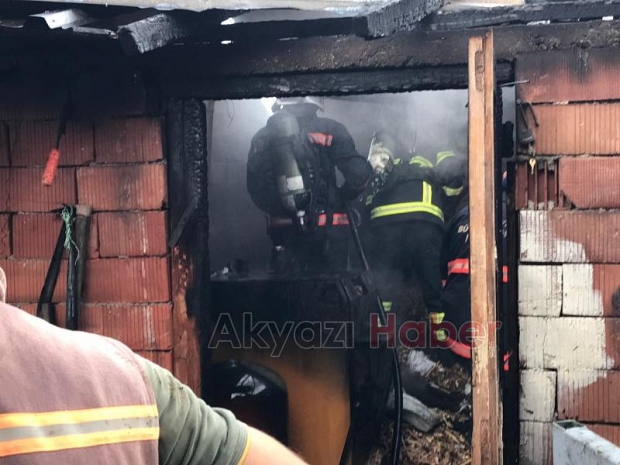 Odunluktaki kalorifer kazanı patladı