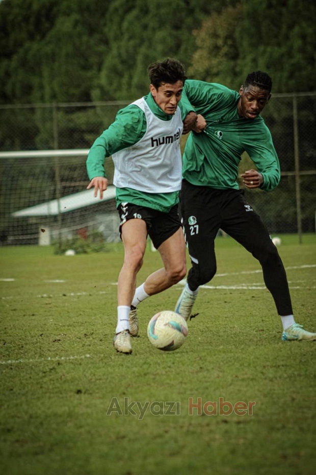 Sakaryaspor Kocaelispor maçı hazırlıklarına başladı