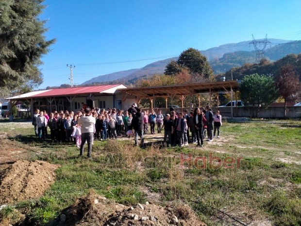 Dokurcun'da bin fidan toprakla buluştu