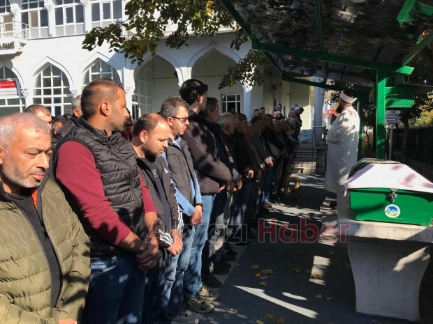 Emekli öğretmen zeki Kılıçkeser defnedildi.