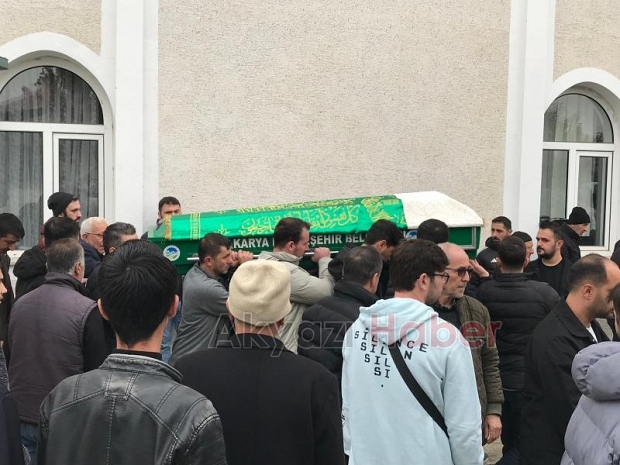 İşyerinde ölü bulunan esnaf toprağa verildi