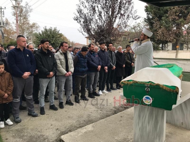 İşyerinde ölü bulunan esnaf toprağa verildi