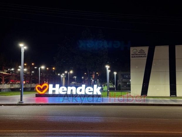 Hendek ile Akyazı arasındaki farkı tabelalar ortaya koydu