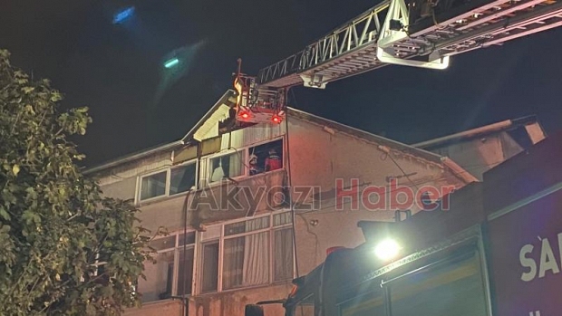 Hendek'te yangın