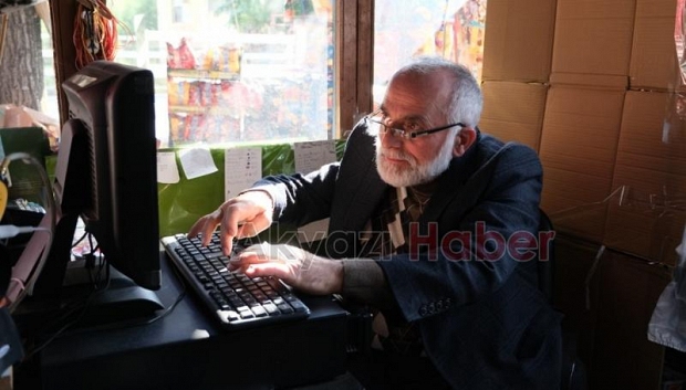 Eşi ile açtığı bakkalı 37 yıldır işletiyor