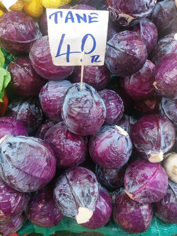 Akyazı pazarında sebze meyve fiyatları