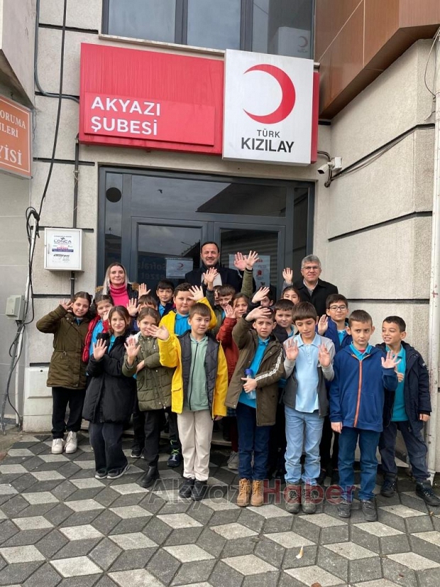 Minik Yüreklerden Gazze’ye Destek 