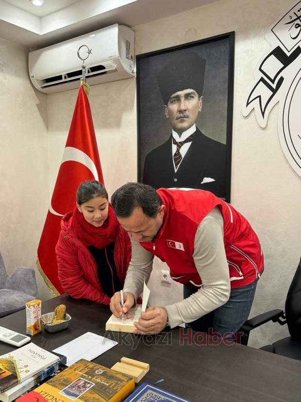 Minik Yüreklerden Gazze’ye Destek 
