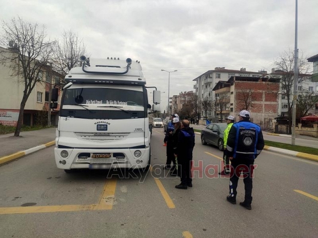 Sakarya'da ağır tonajlı araçlara yönelik denetim