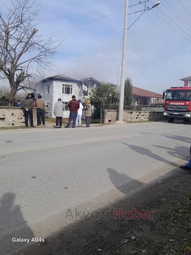 İki Katlı Evde Yangın