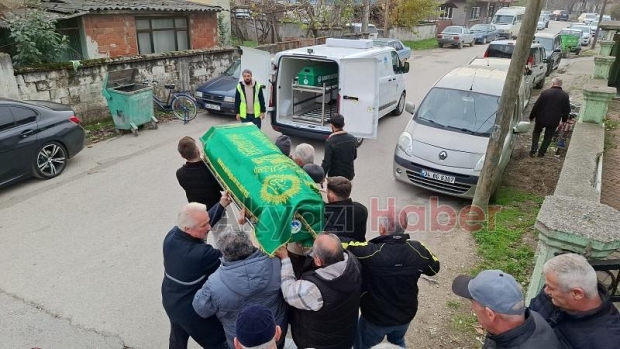 Evde ölü bulunmuştu son yolculuğuna uğurlandı