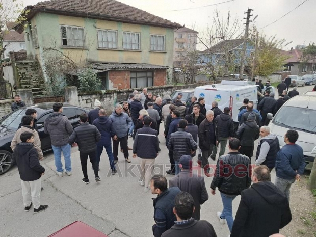 Evde ölü bulunmuştu son yolculuğuna uğurlandı