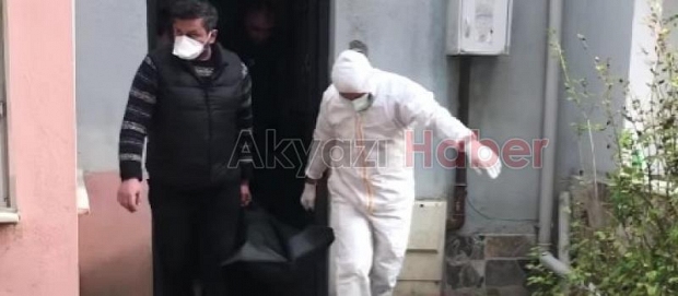 Çöp evde ölü bulundu