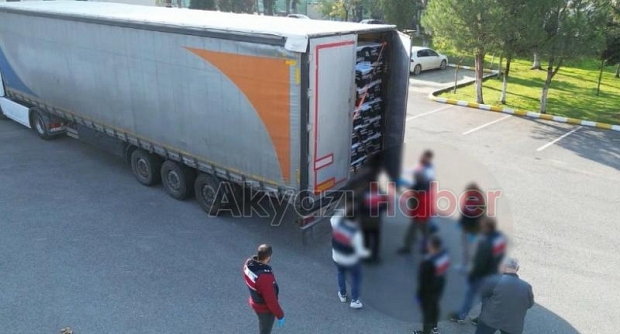 Sakarya'da kaçakçılık ve uyuşturucu operasyonları