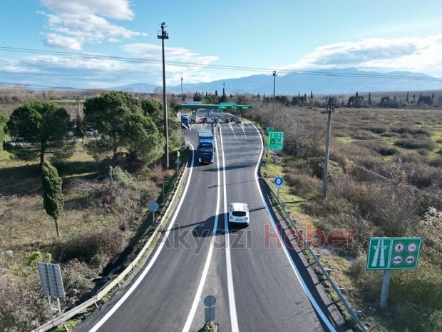 TEM Akyazı gişeleri açıldı
