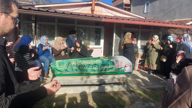 Hasan Ersoy defnedildi