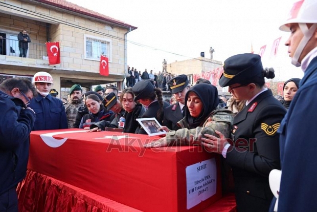Şehitlerimiz dualarla uğurlandı