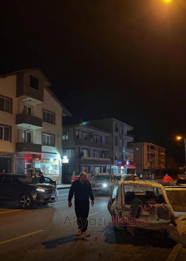 3 araçlı kaza kamerada