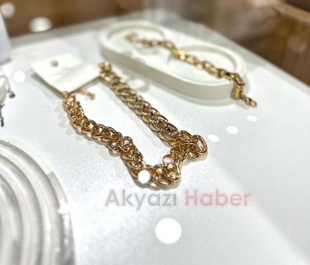 SO SHINE: Şıklığın ve Zarafetin Yeni Adresi Akyazı’da!