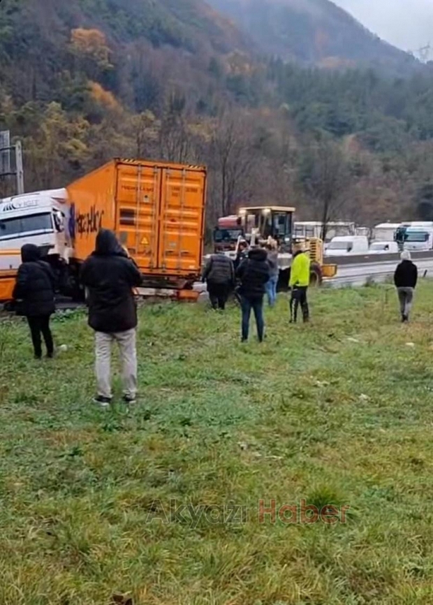 Zincirleme kaza ucuz atlatıldı
