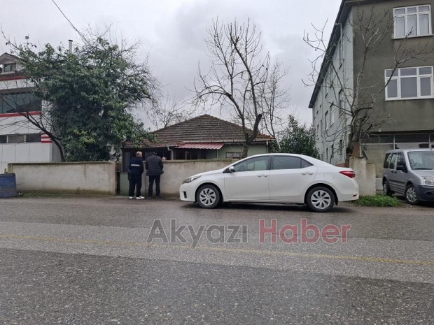 Yaşlı kadın evde ölü bulundu