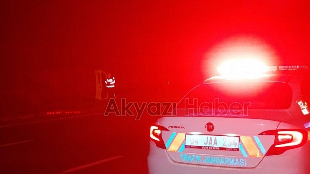 D140'ta korkutan kaza panelvan devrildi!