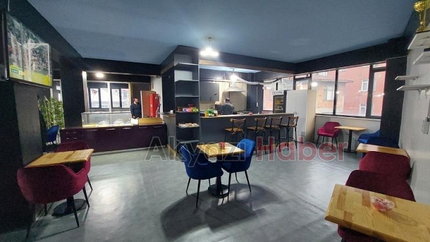 Akyazı Bilardo Salonu: Keyifli ve Güvenilir Eğlencenin Yeni Adresi!