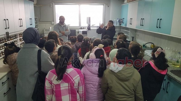 Wieberr, öğrencilere kapılarını açtı