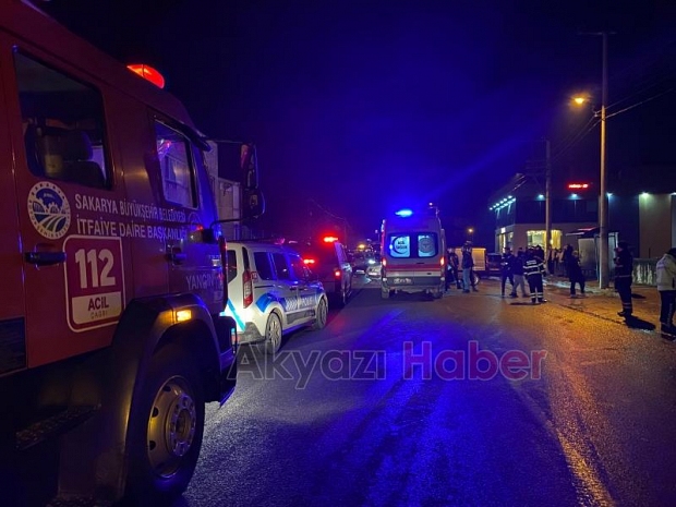 Caddede feci kaza 3 yaralı