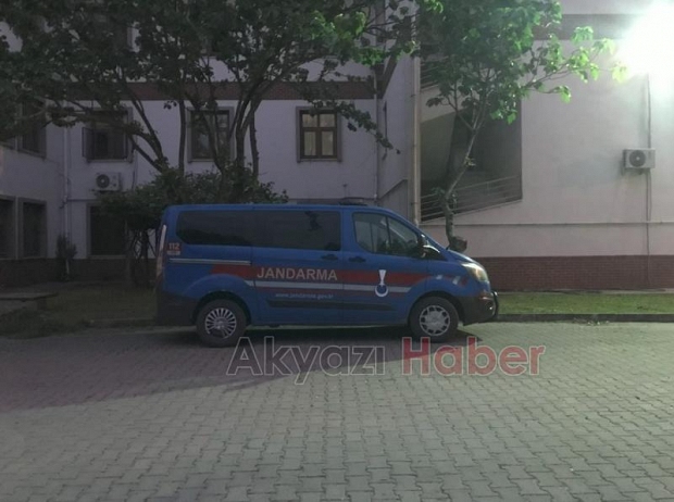 Akyazı'da muhtara zimmet tutuklaması