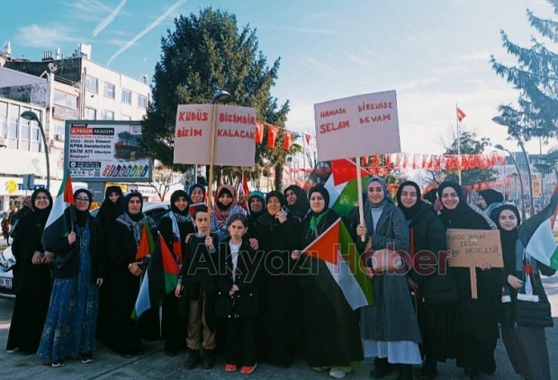 İHH Kadın Kolları Başkanlığı’nda görev değişimi gerçekleşti. 
