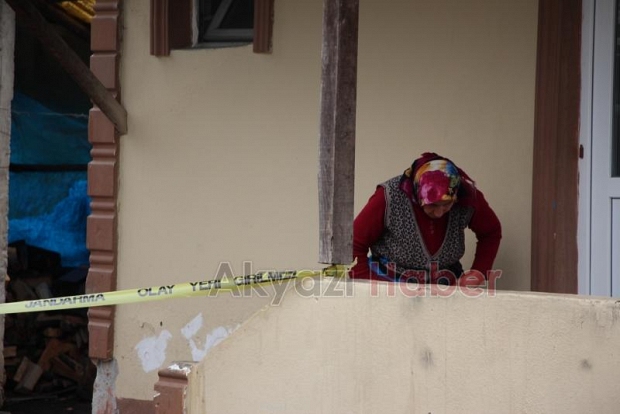 Annesinin horozlarını vermesine kızdı. 7 tavuğu tüfekle öldürdü.