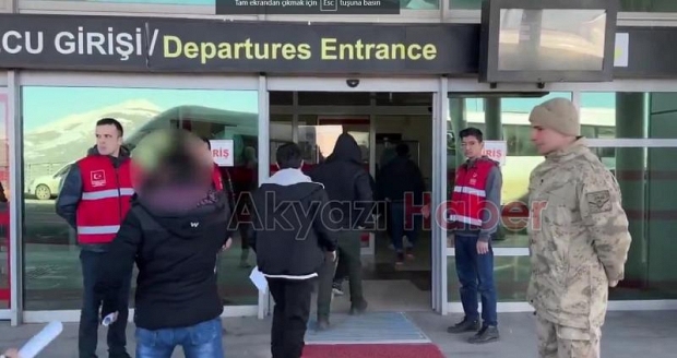 Sınır dışı edilen düzensiz göçmen sayısı açıklandı