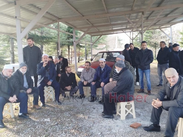 Başından vurulan genç kıza acı veda