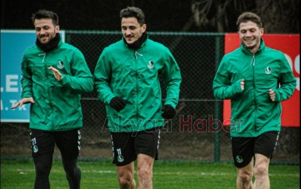 Sakaryaspor Gençlerbirliği ne bileniyor