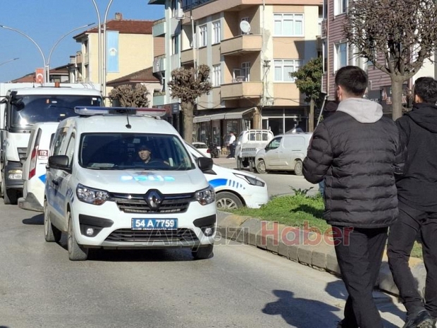 Dur ihtarına uymadı kaza yaptı 